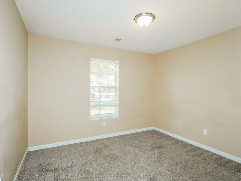 6916 Fox Briar Cv — Photo 12