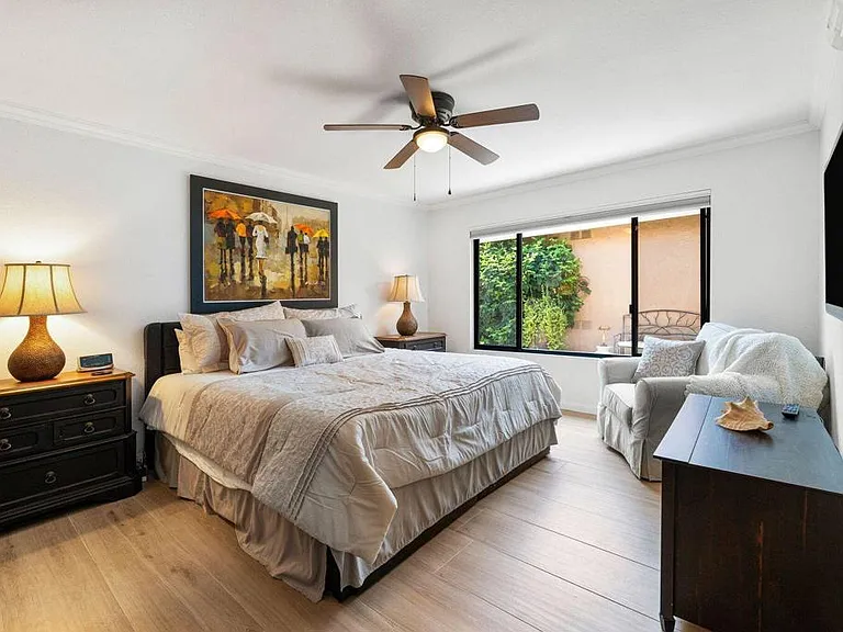 235 Santa Barbara Cir — Photo 36