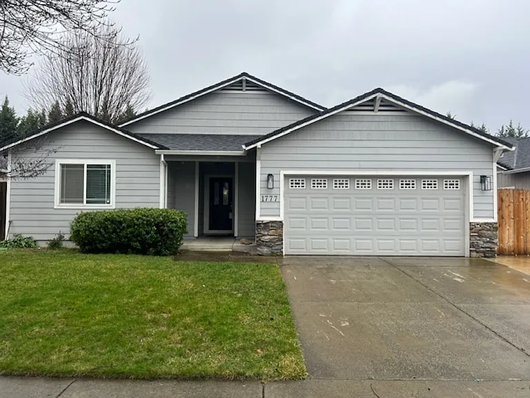 1777 Key Dr — Photo 1