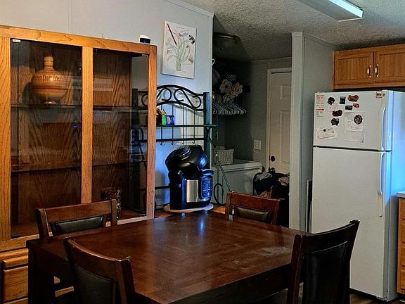 4th image of 2036 1st Ave