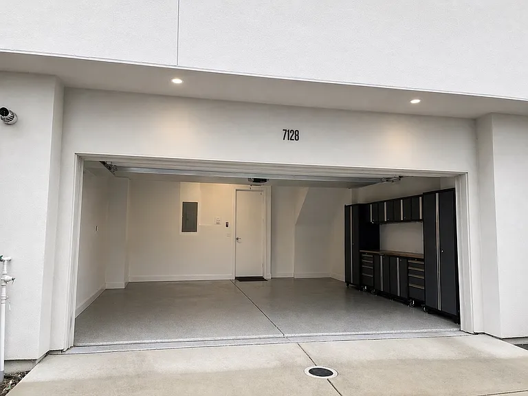 7128 Regional St — Photo 9