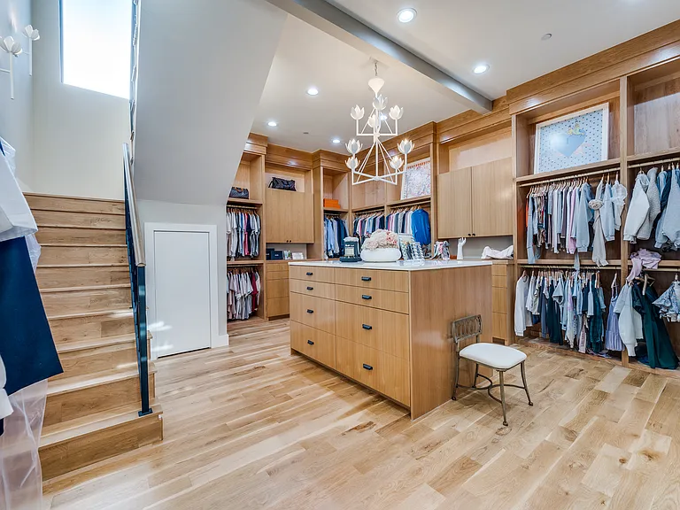 4215 Nashwood Ln — Photo 14