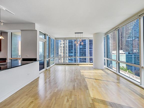 4th image of 505 N McClurg Ct APT 1506
