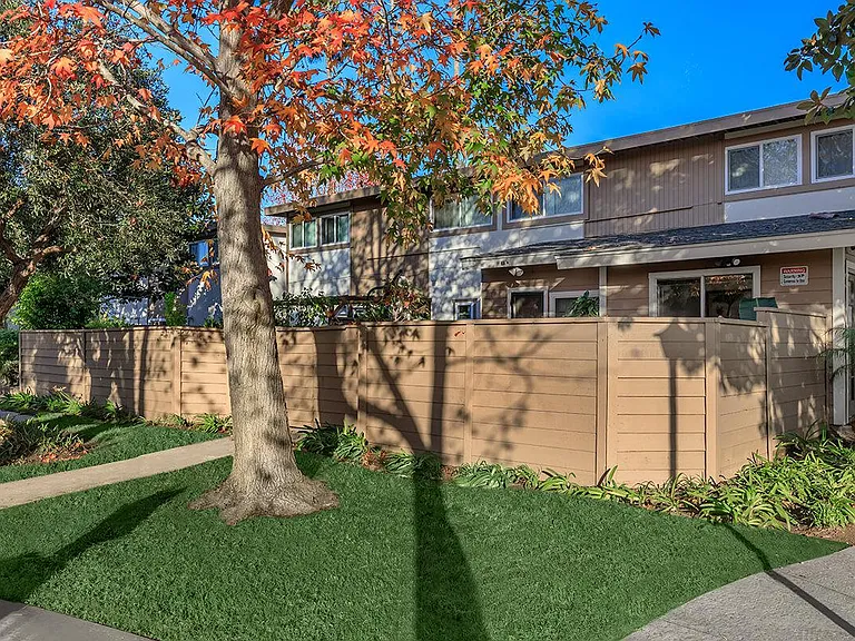 Sea Breeze Rental Townhomes — Photo 6