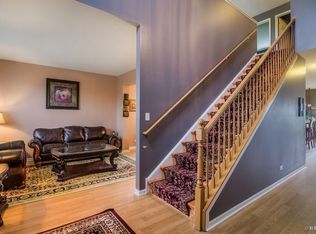 305 Buffalo Dr, Elgin, IL 60124