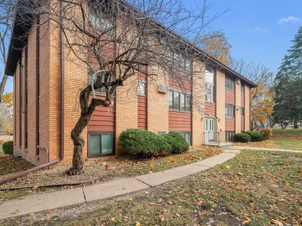 2302 Unity Ave N, Golden Valley, MN 55422