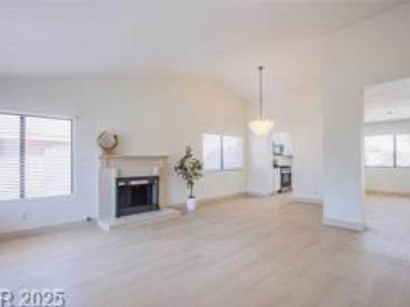 2nd image of 3118 Floral Vista Ave