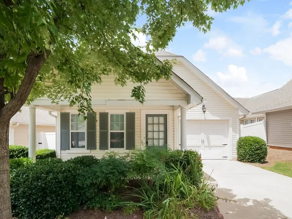 164 Highland Falls Dr, Hiram, GA 30141