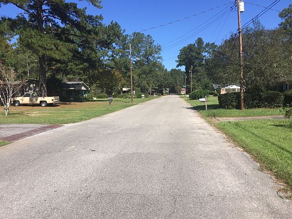 4th image of 109 Rosemary Ave