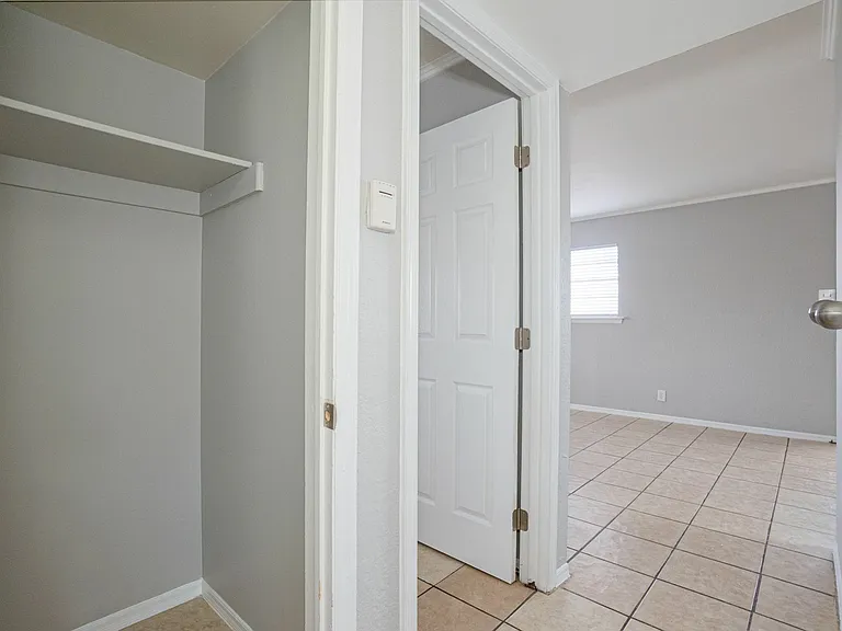 3313 Johnson Ave #16 — Photo 25