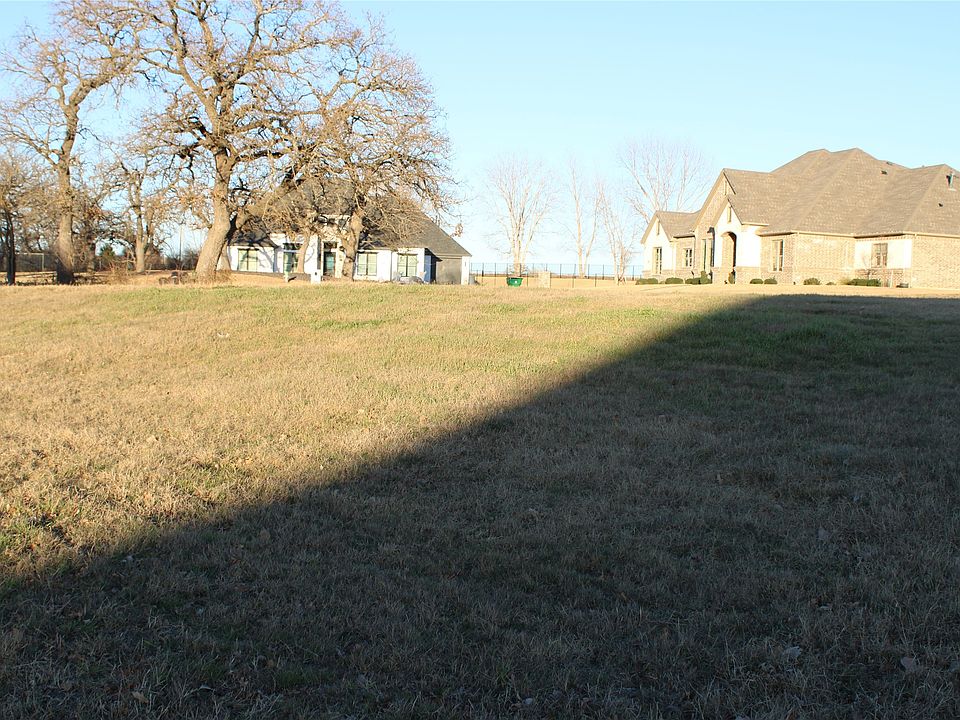 1st image of 123 Hertiage Dr