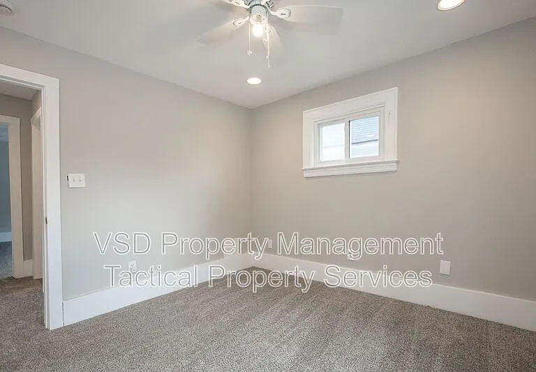 3694 E 147th St #UP — Photo 21