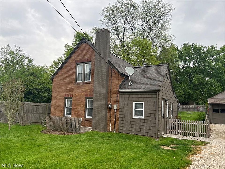 1st image of 2330 Westhaven Dr SW