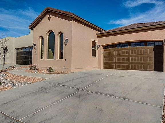 2nd image of 8808 Silver Oak Ln NE