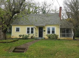 826 Fenimore St, Winston Salem, NC 27103