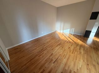 4242-44 N Sheridan Rd #212, Chicago, IL 60613