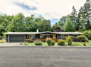 20041 3rd Pl SW, Normandy Park, WA 98166