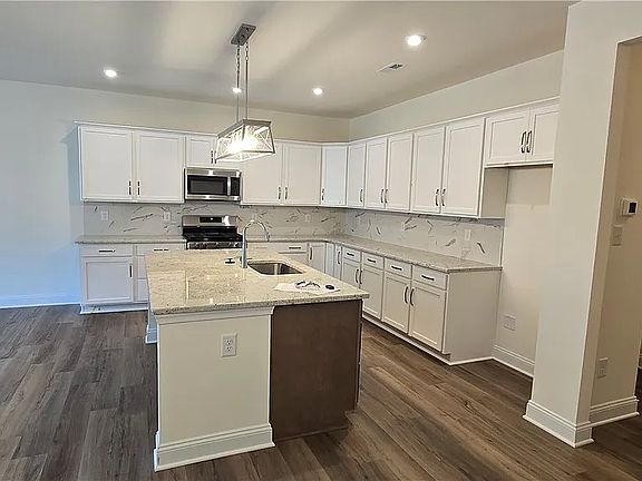 2nd image of 10874 Farmstead Mill Ln