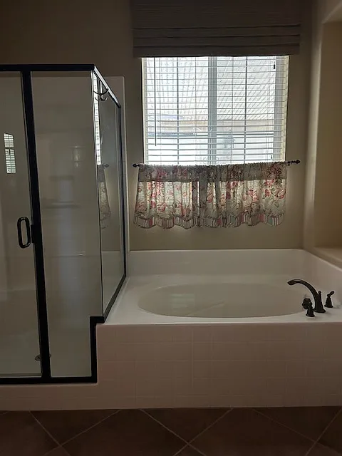 7 bed, 3.5 bath, 3600 sqft, $4,300 — Photo 2