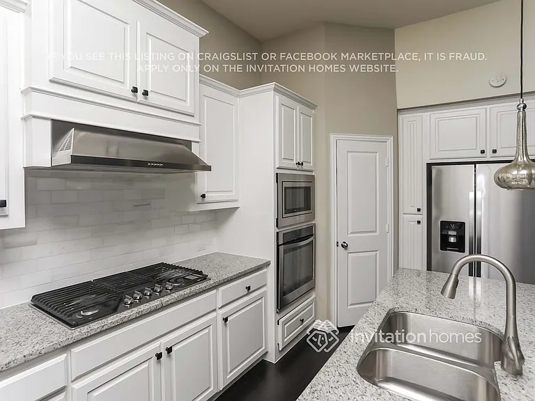 1014 Finsbury Ln — Photo 4