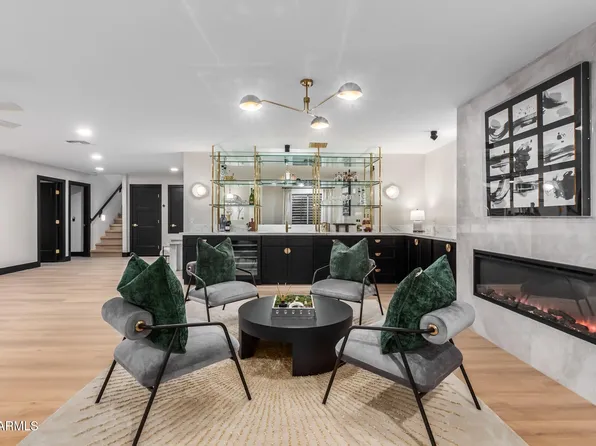 3759 S DEW DROP Lane, Gilbert, AZ 85297