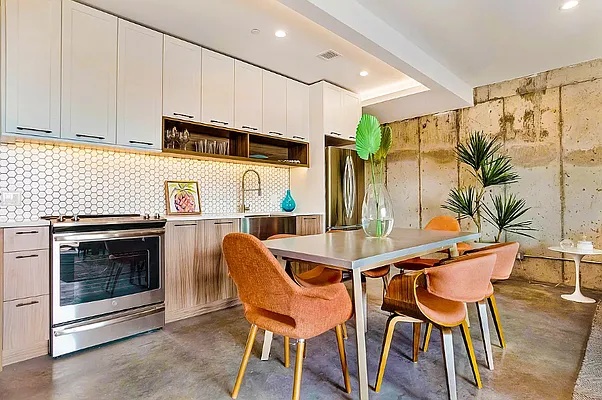 Rented by Dalan Rentals | media 36