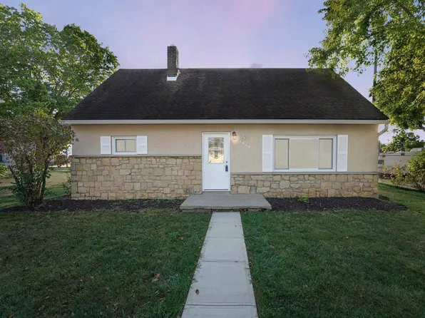 1080 Maple St, Harrisburg, OH 43126