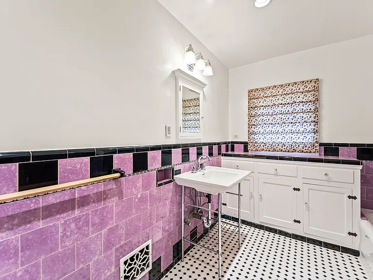 10342 Keswick Ave — Photo 15
