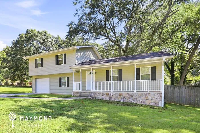 3 bed, 2.0 bath, 1688 sqft, $1,925 — Photo 1