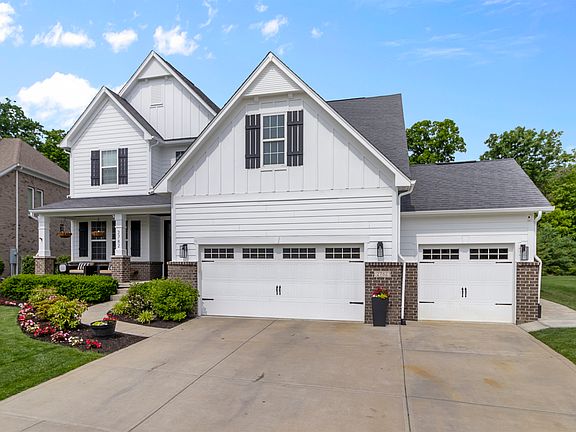3rd image of 2782 W High Grove Cir