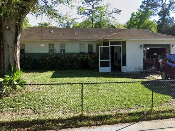 108 Inwood Cir, Brandon, FL 33510