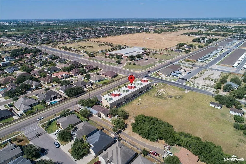 Building Photo - 3523 W Sprague St #3