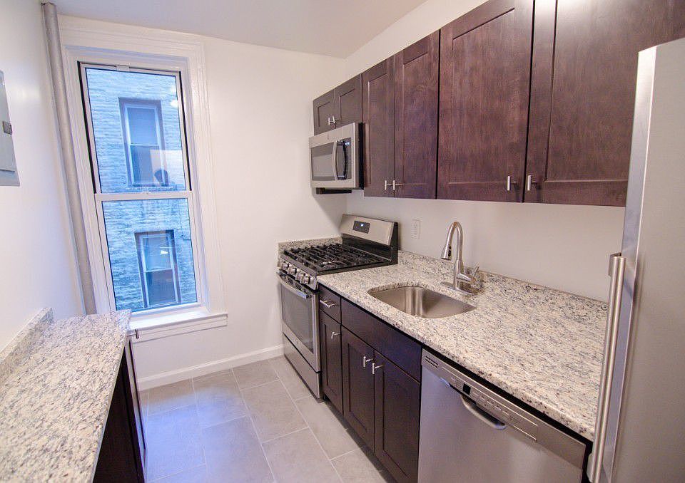2nd image of 4145 52nd St APT 2E