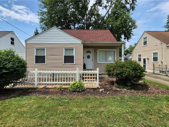 513 Henry St, Elyria, OH 44035