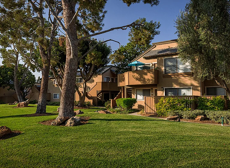 Woodbridge — Photo 2