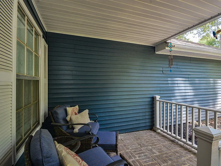 3218 Lake Stream Dr — Photo 6