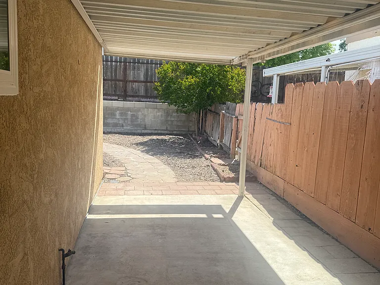 1820 Marigold Ln — Photo 18