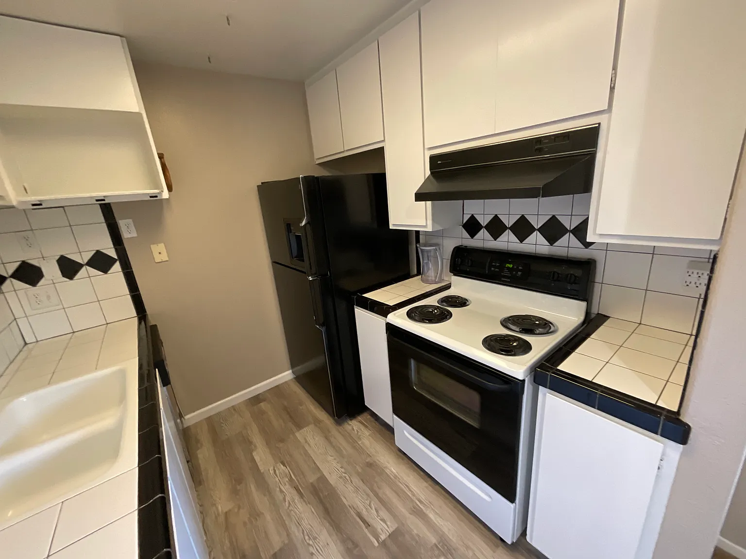 1 bed, 798 sqft, $1,450 — Photo 2
