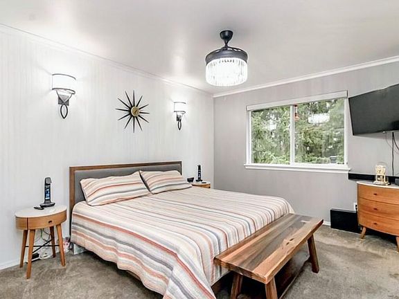 4th image of 7003 189th Street Ct E