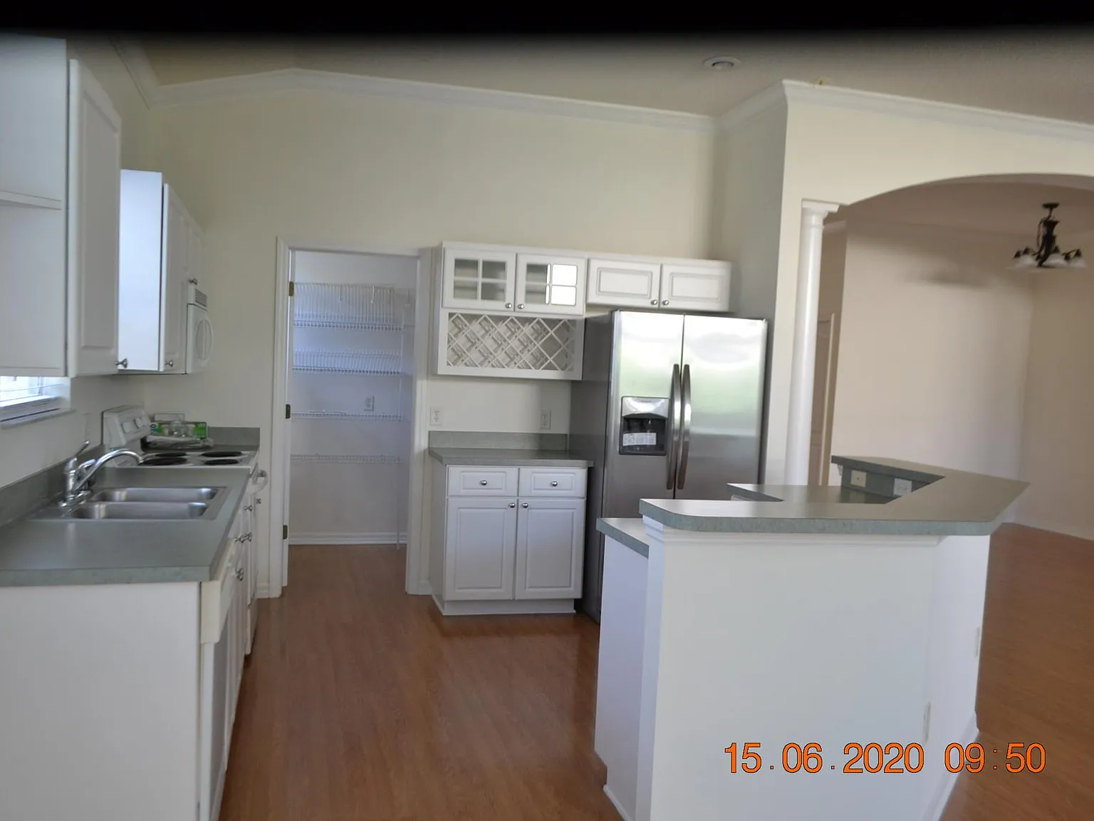 3 bed, 1936 sqft, $2,695 — Photo 4