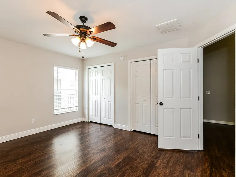 205 Madalyn Ct — Photo 10
