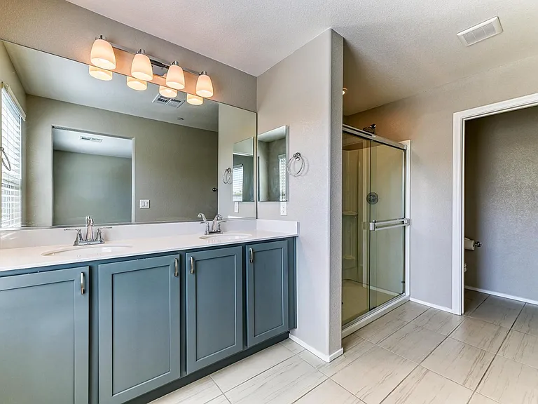 667 Sleeping City Ave — Photo 14
