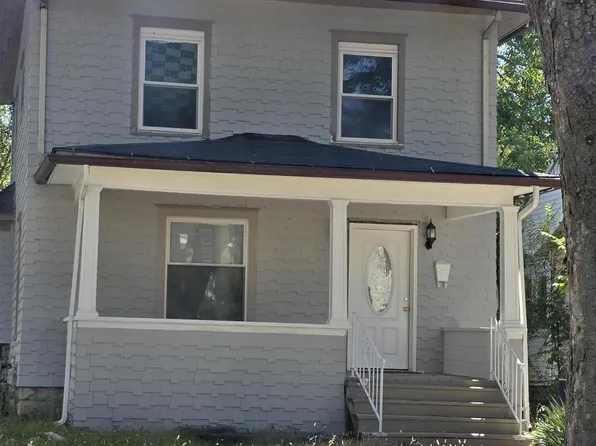 1408 Eureka St, Lansing, MI 48912