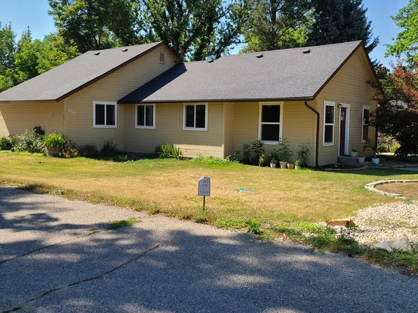 2911 N Tamarack Dr, Boise, ID 83703