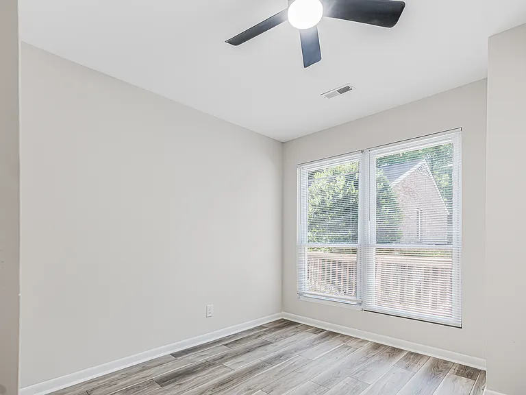 201 Howell St #600-D — Photo 3