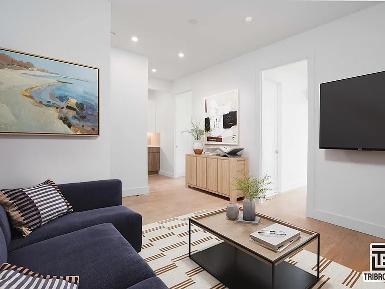181 Greenpoint Ave #3C — Photo 2