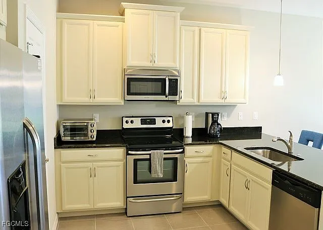 10850 Alvara Point Dr — Photo 34