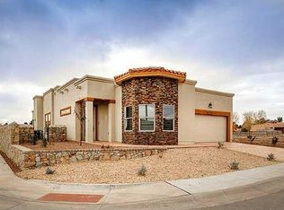 5319 Grove East Dr, Sunland Park, NM 88063