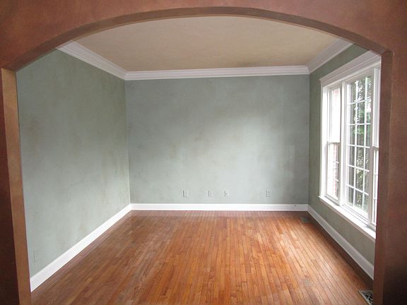 2nd image of 1912 Pitts Field Ln