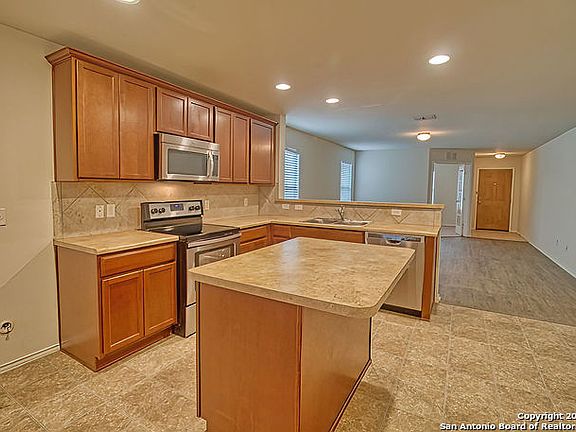 3rd image of 27603 Lasso Bend